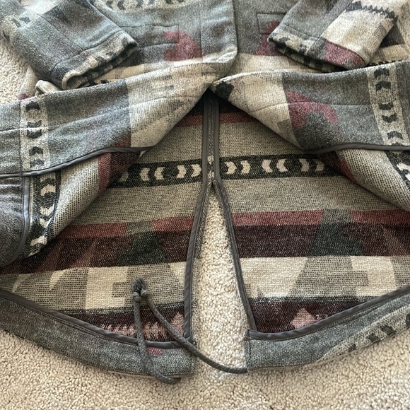 BB Dakota Hooded Jacket. Women Size Medium. - Picture 7 of 7